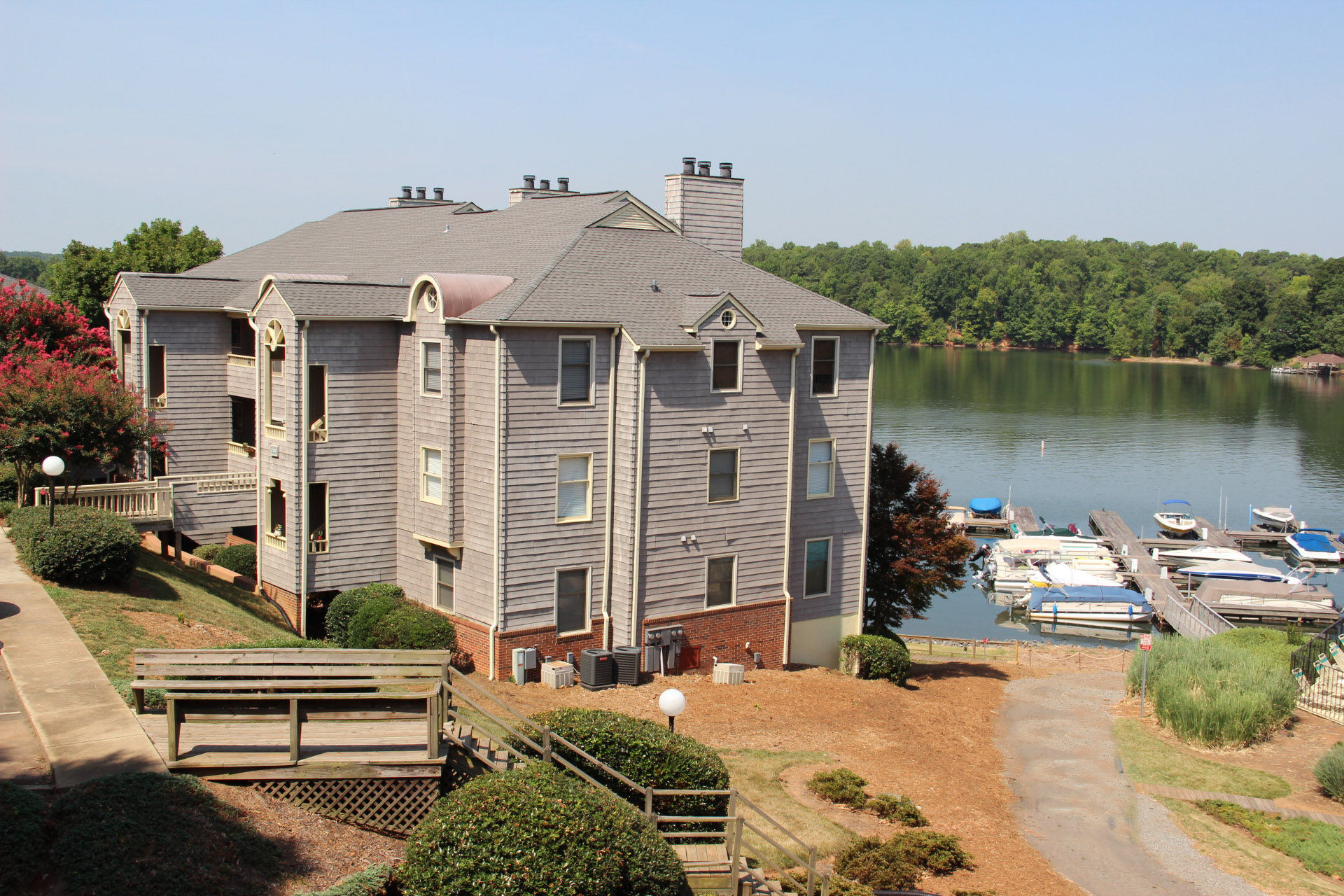 Emerald Point on Lake Wylie NC near Charlotte NC lakefront real estate